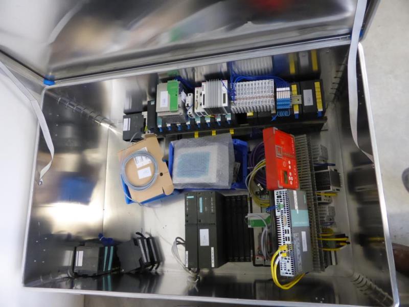 Control- and Flow-Technology -38