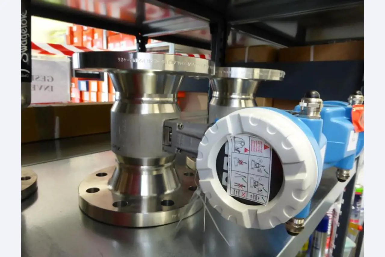 Control- and Flow-Technology -4