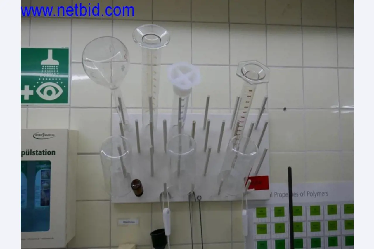 Vytlačovací technika, skladovací technika, strojírenství, vybavení dílen, soustruhy a frézky-3