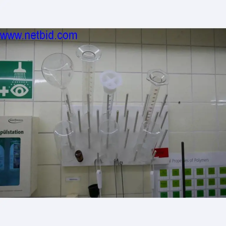 Vytlačovací technika, skladovací technika, strojírenství, vybavení dílen, soustruhy a frézky-3