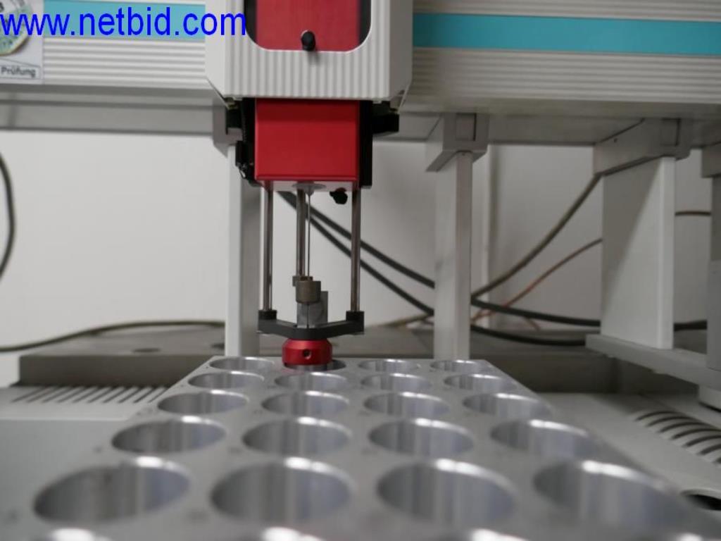 Vytlačovací technika, skladovací technika, strojírenství, vybavení dílen, soustruhy a frézky-3