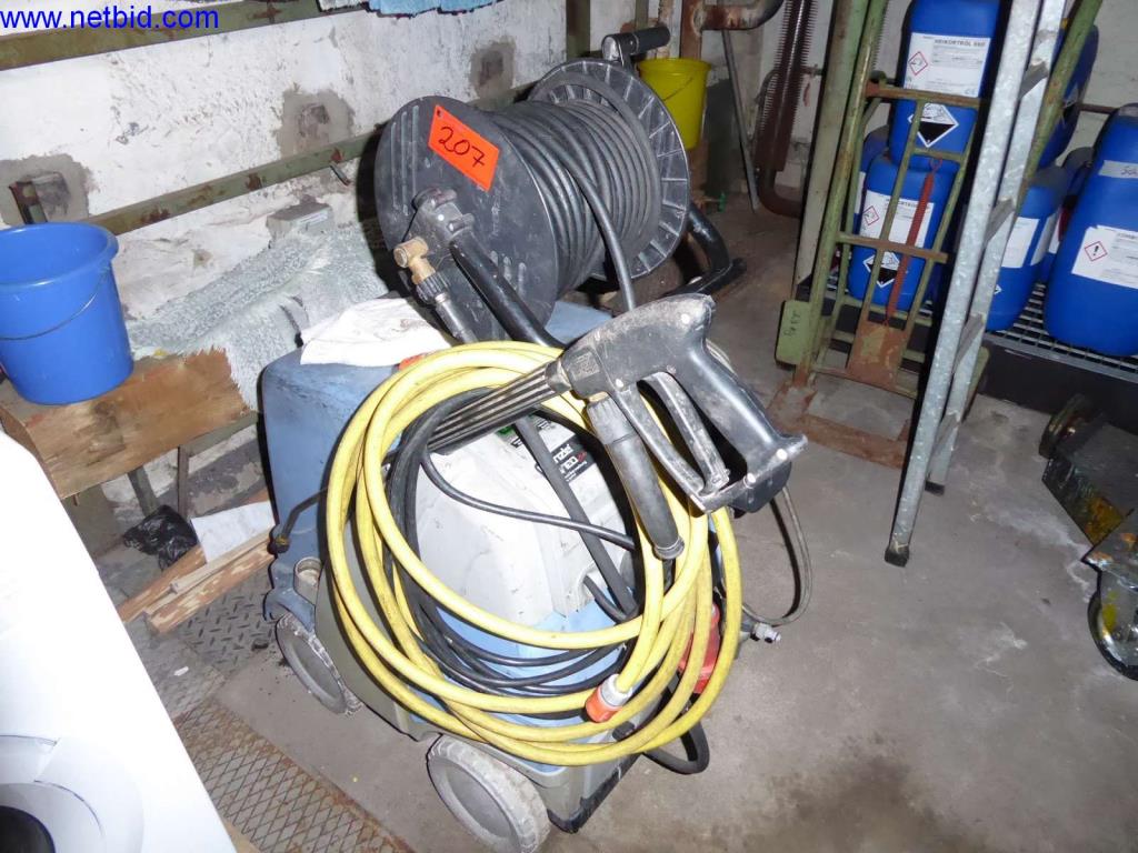 Vytlačovací technika, skladovací technika, strojírenství, vybavení dílen, soustruhy a frézky-1