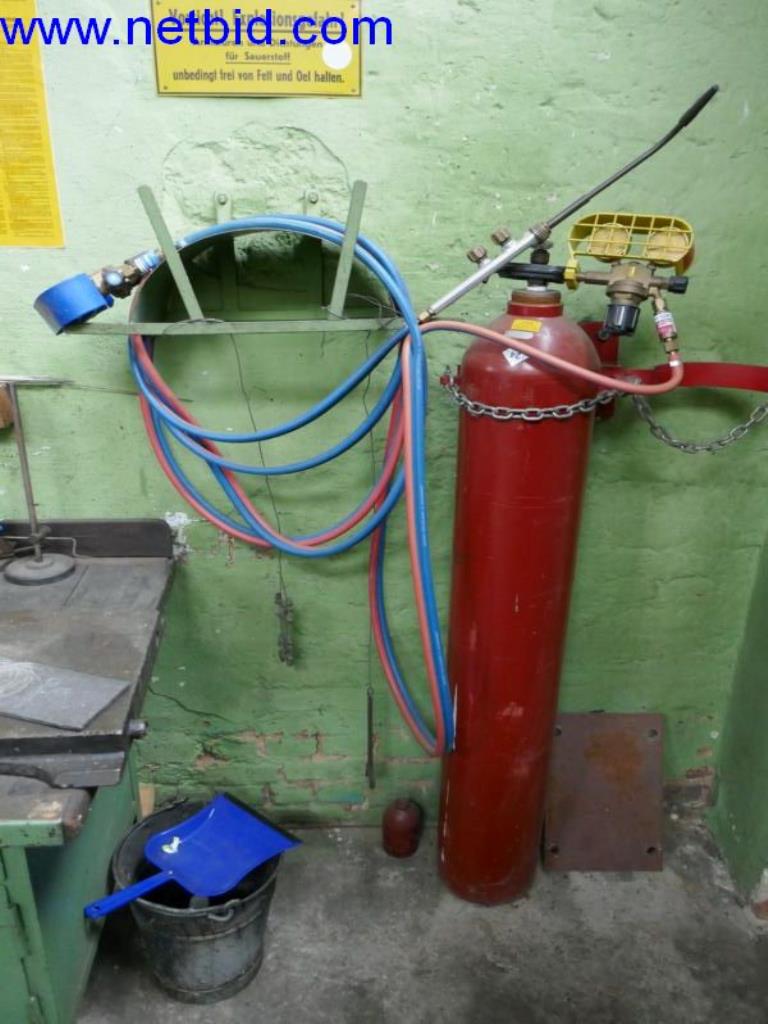 Vytlačovací technika, skladovací technika, strojírenství, vybavení dílen, soustruhy a frézky-2