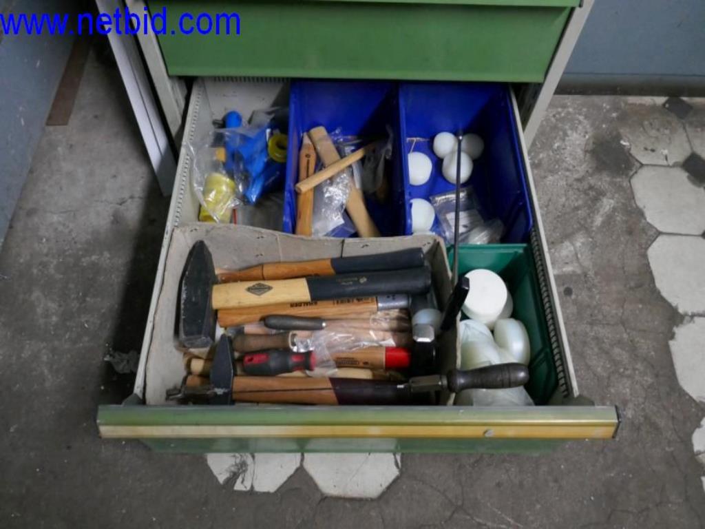 Vytlačovací technika, skladovací technika, strojírenství, vybavení dílen, soustruhy a frézky-11