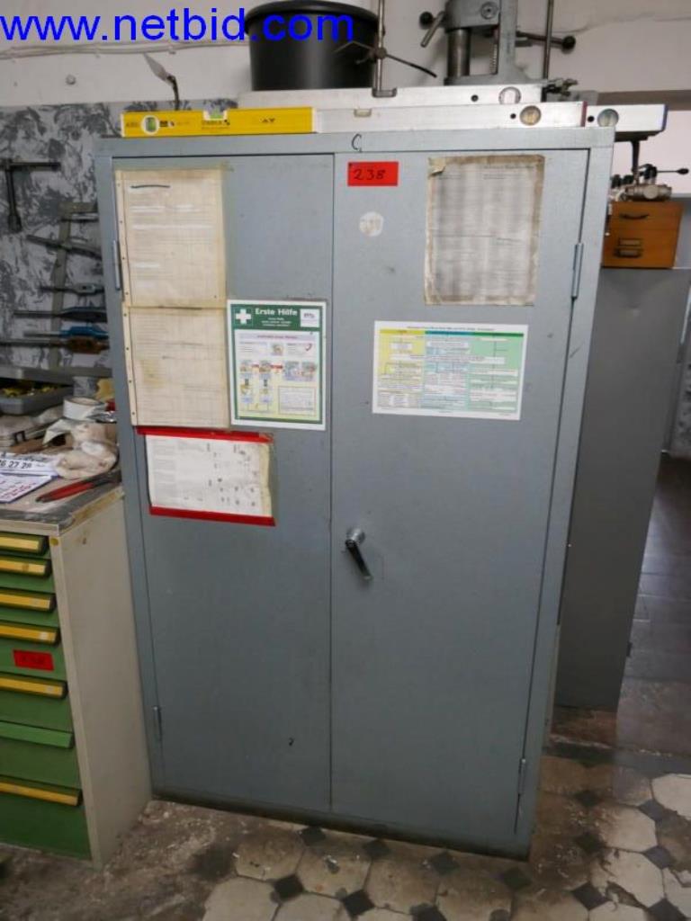 Vytlačovací technika, skladovací technika, strojírenství, vybavení dílen, soustruhy a frézky-12