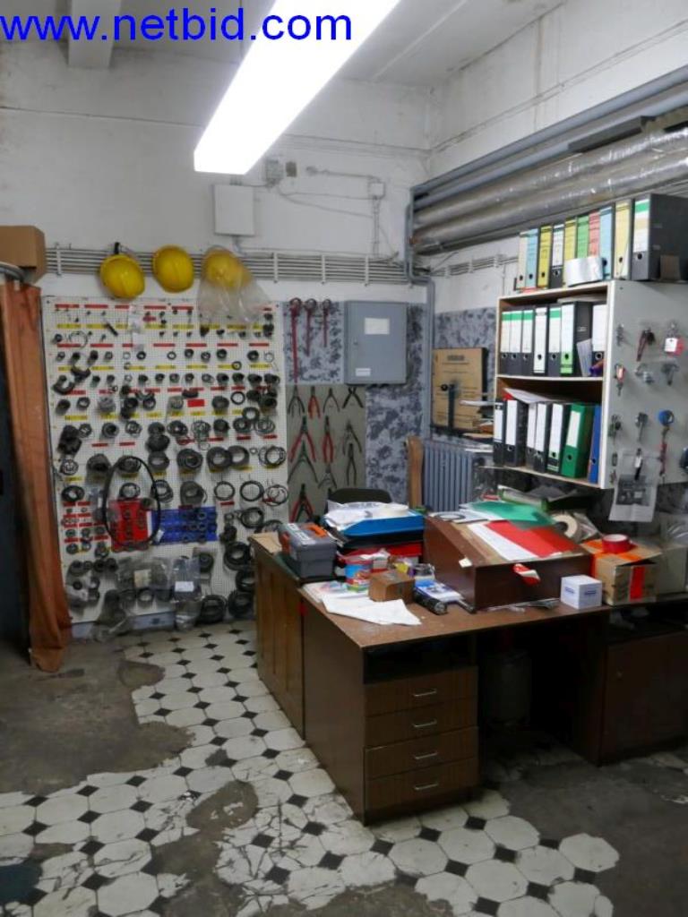 Vytlačovací technika, skladovací technika, strojírenství, vybavení dílen, soustruhy a frézky-4