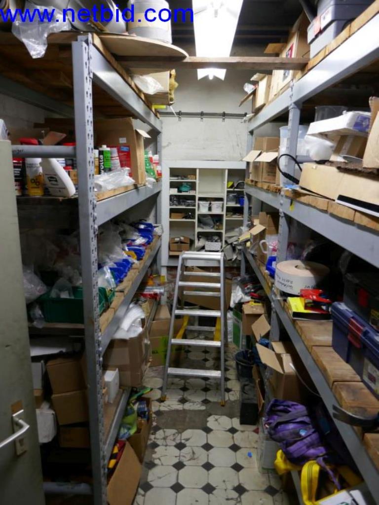 Vytlačovací technika, skladovací technika, strojírenství, vybavení dílen, soustruhy a frézky-1