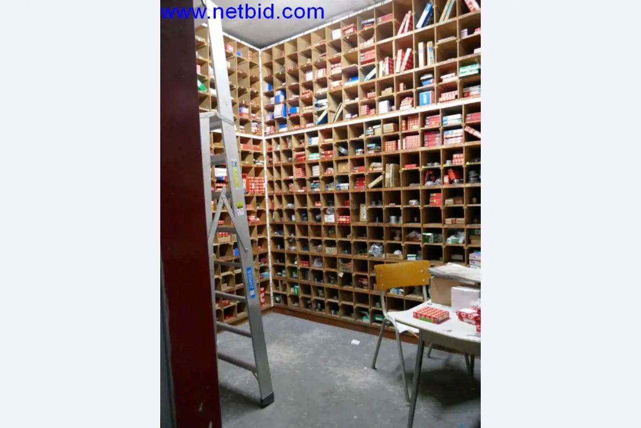 Tecnologia de extrusão, tecnologia de armazenamento, engenharia mecânica, equipamento de oficina, tornos e fresadoras-1