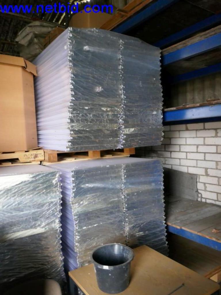 Vytlačovací technika, skladovací technika, strojírenství, vybavení dílen, soustruhy a frézky-2