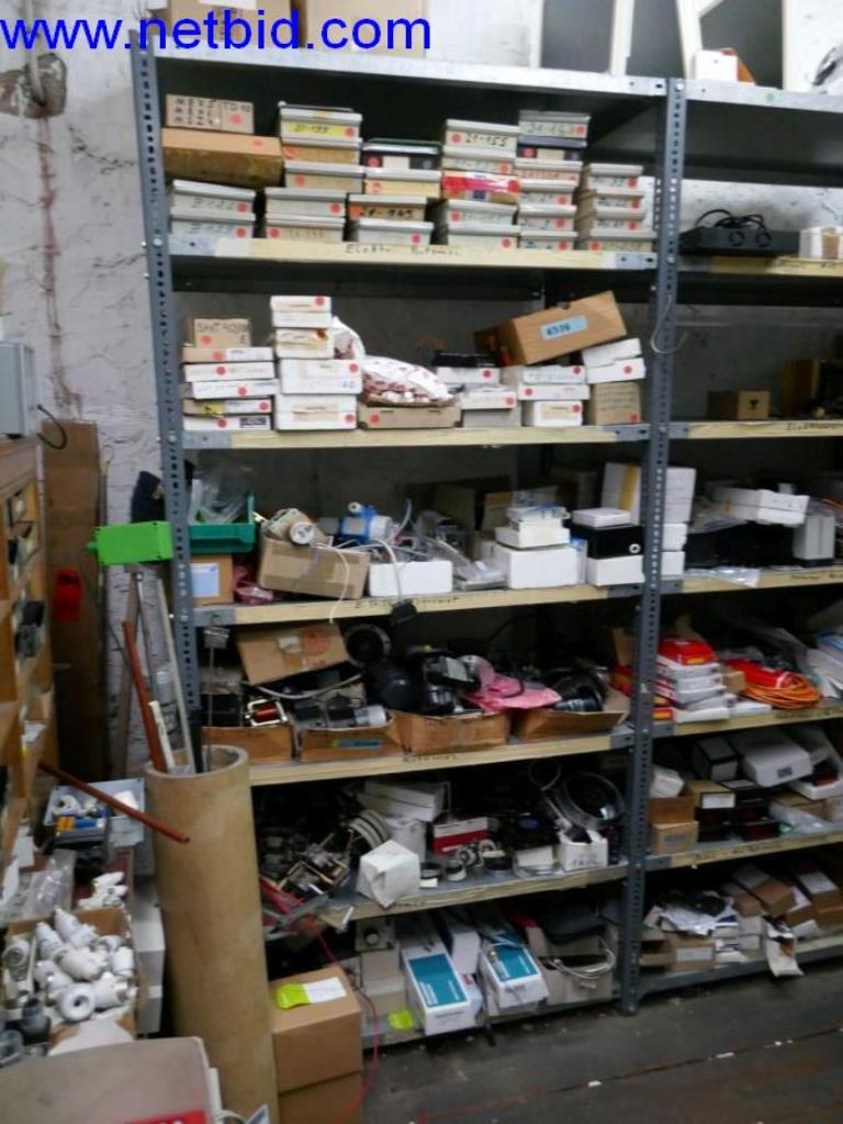 Vytlačovací technika, skladovací technika, strojírenství, vybavení dílen, soustruhy a frézky-2