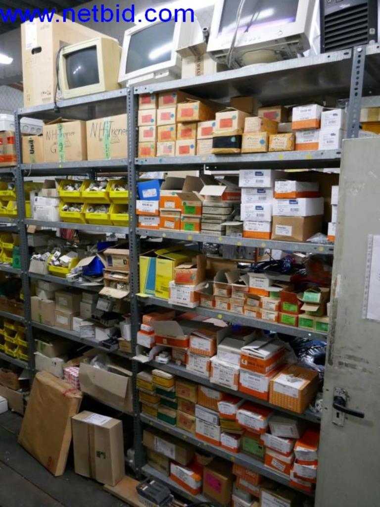 Vytlačovací technika, skladovací technika, strojírenství, vybavení dílen, soustruhy a frézky-3