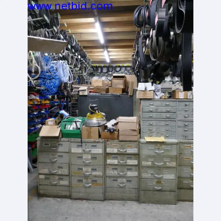 Extrusietechnologie, opslagtechnologie, machinebouw, werkplaatsuitrusting, draaibanken en freesmachines-1