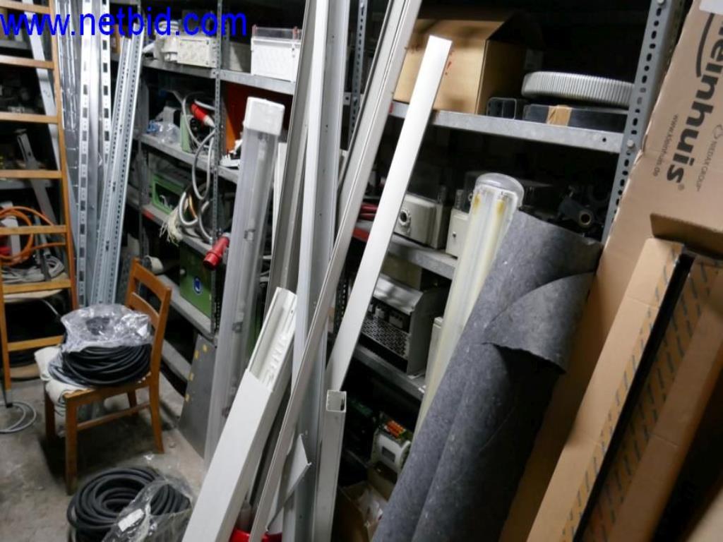 Vytlačovací technika, skladovací technika, strojírenství, vybavení dílen, soustruhy a frézky-3