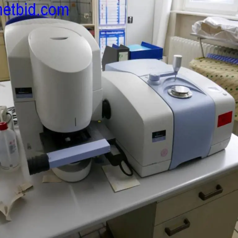 Spectrometer PerkinElmer Spectrum 100