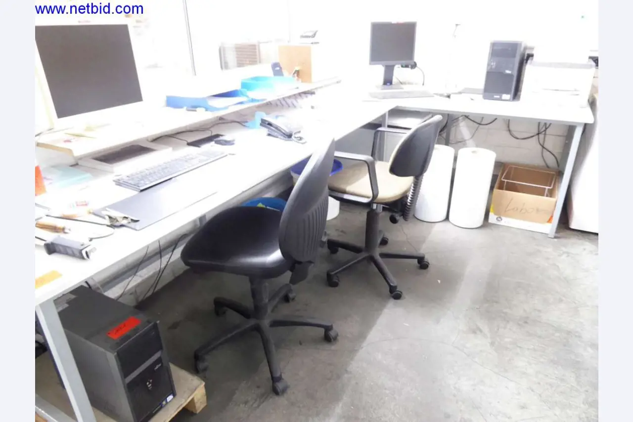 Vytlačovací technika, skladovací technika, strojírenství, vybavení dílen, soustruhy a frézky-3