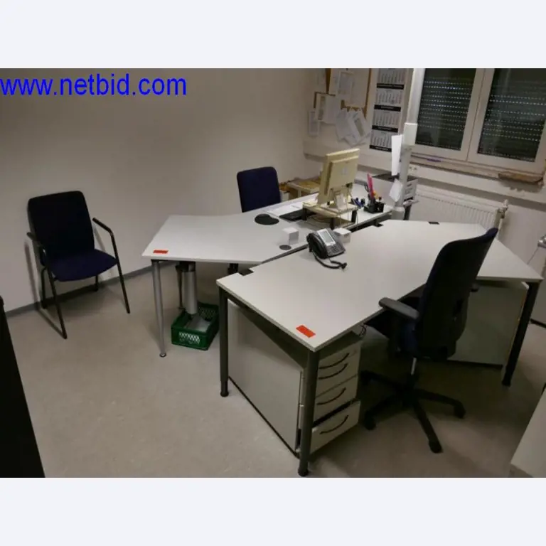 Vytlačovací technika, skladovací technika, strojírenství, vybavení dílen, soustruhy a frézky-1