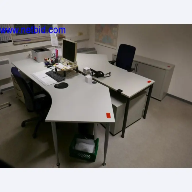 Vytlačovací technika, skladovací technika, strojírenství, vybavení dílen, soustruhy a frézky-2