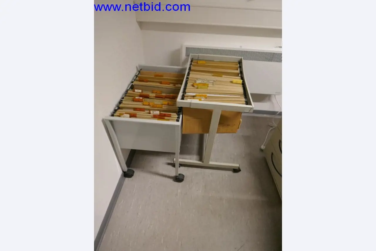 Vytlačovací technika, skladovací technika, strojírenství, vybavení dílen, soustruhy a frézky-3