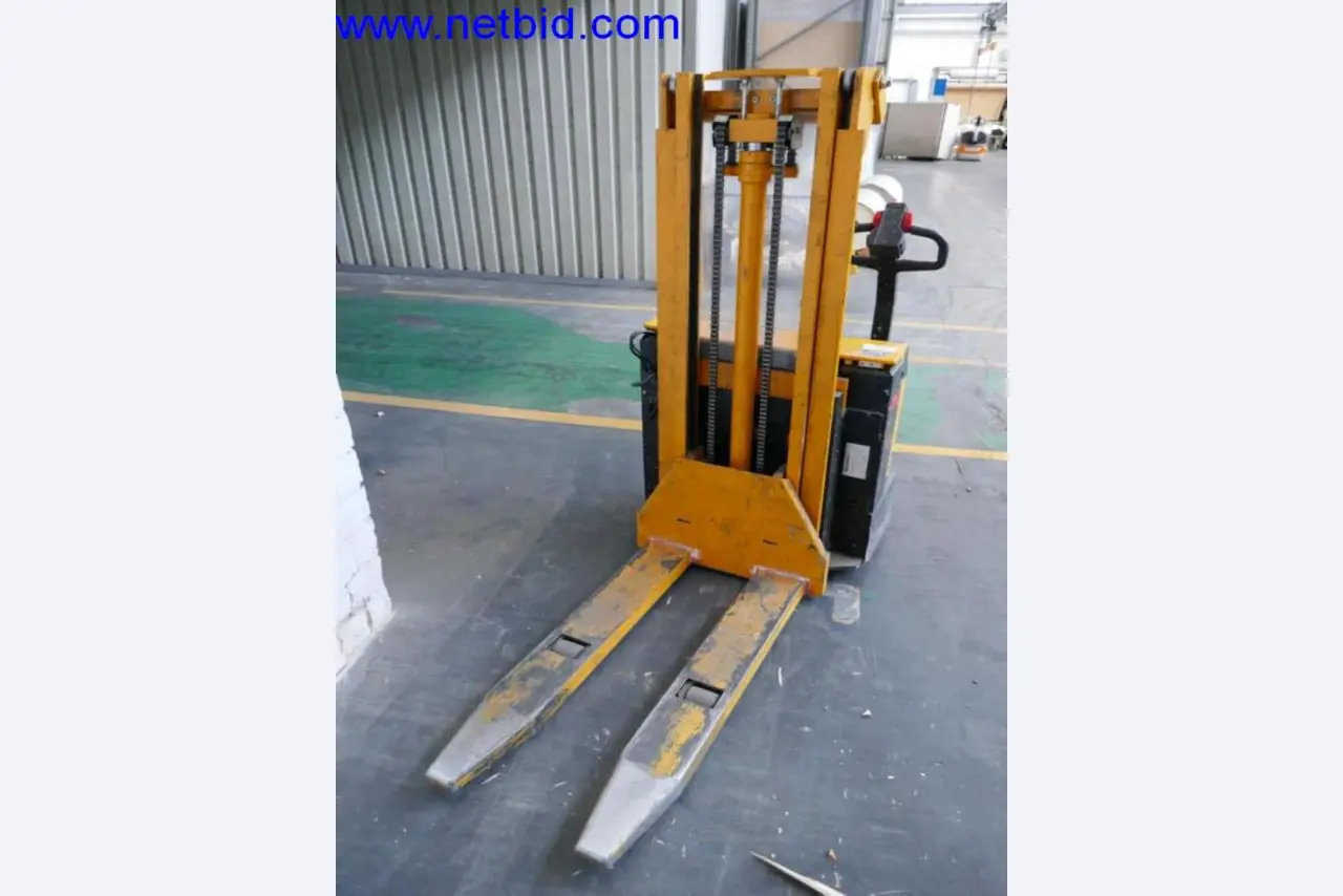 Extrusietechnologie, opslagtechnologie, machinebouw, werkplaatsuitrusting, draaibanken en freesmachines-1