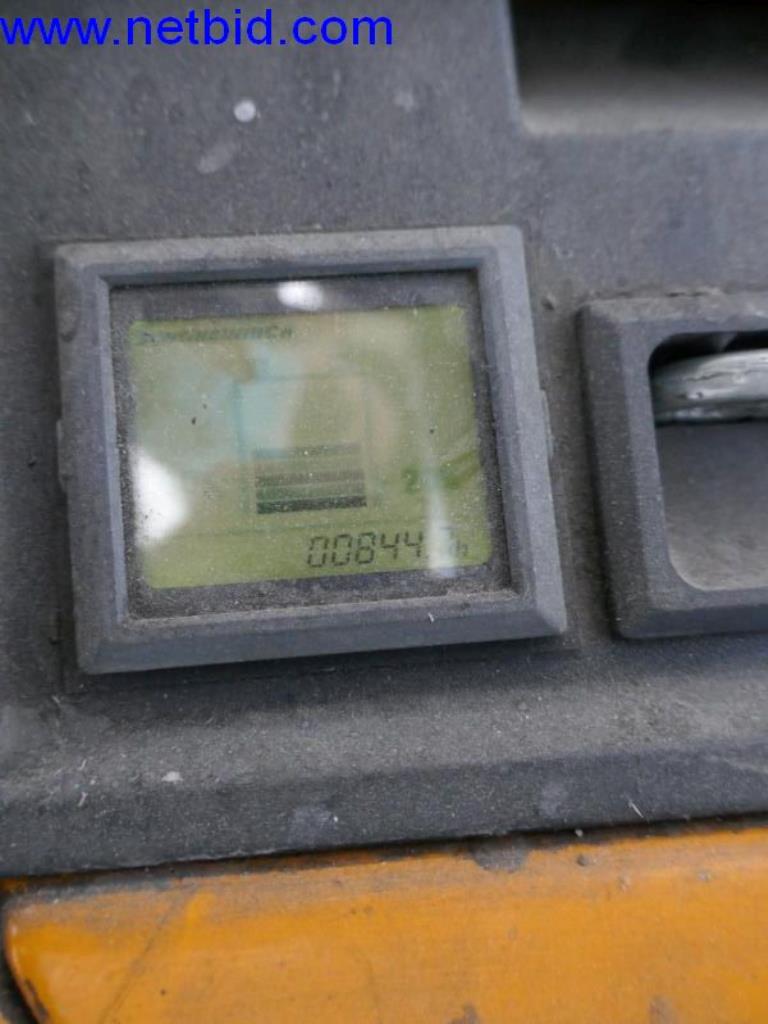 Vytlačovací technika, skladovací technika, strojírenství, vybavení dílen, soustruhy a frézky-4