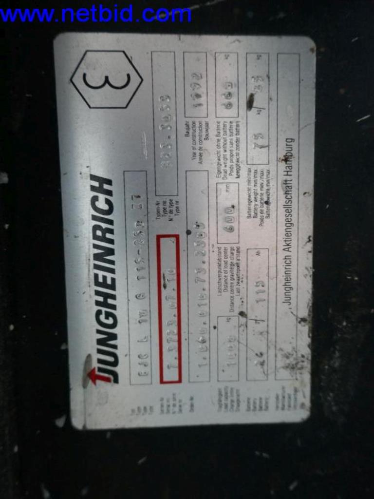 Vytlačovací technika, skladovací technika, strojírenství, vybavení dílen, soustruhy a frézky-6