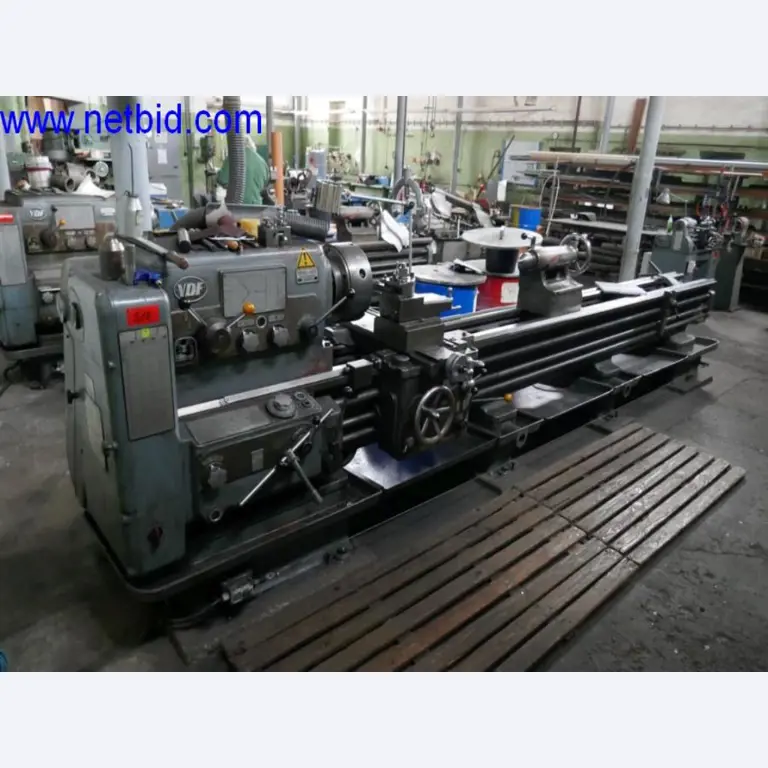 Tecnologia de extrusão, tecnologia de armazenamento, engenharia mecânica, equipamento de oficina, tornos e fresadoras-1