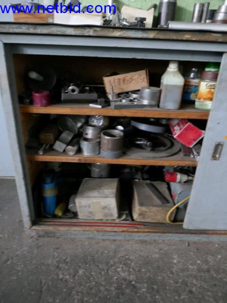 Vytlačovací technika, skladovací technika, strojírenství, vybavení dílen, soustruhy a frézky-7