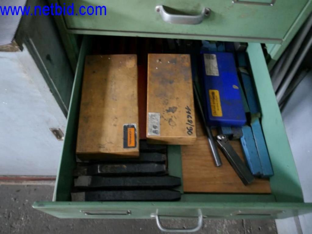 Vytlačovací technika, skladovací technika, strojírenství, vybavení dílen, soustruhy a frézky-10