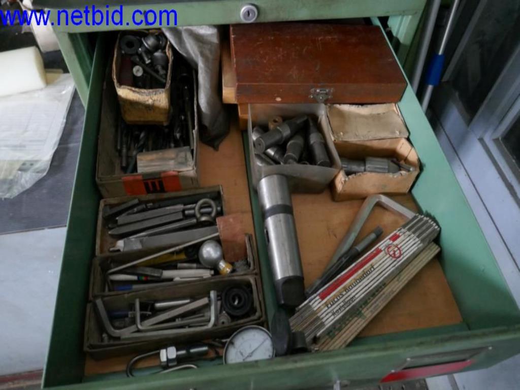 Vytlačovací technika, skladovací technika, strojírenství, vybavení dílen, soustruhy a frézky-12