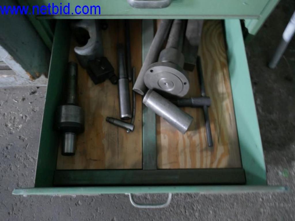 Vytlačovací technika, skladovací technika, strojírenství, vybavení dílen, soustruhy a frézky-4