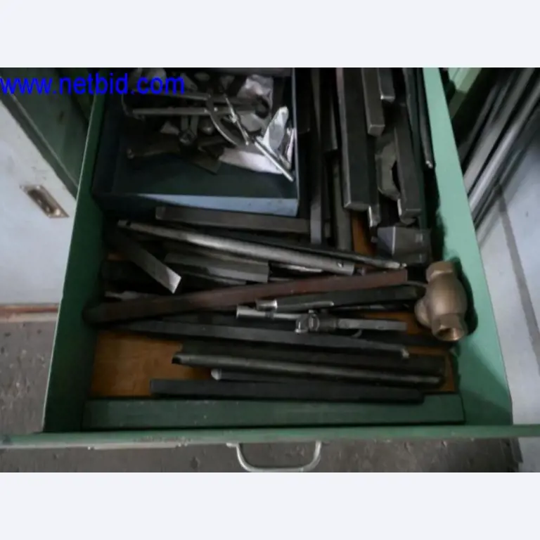 Extrusietechnologie, opslagtechnologie, machinebouw, werkplaatsuitrusting, draaibanken en freesmachines-9