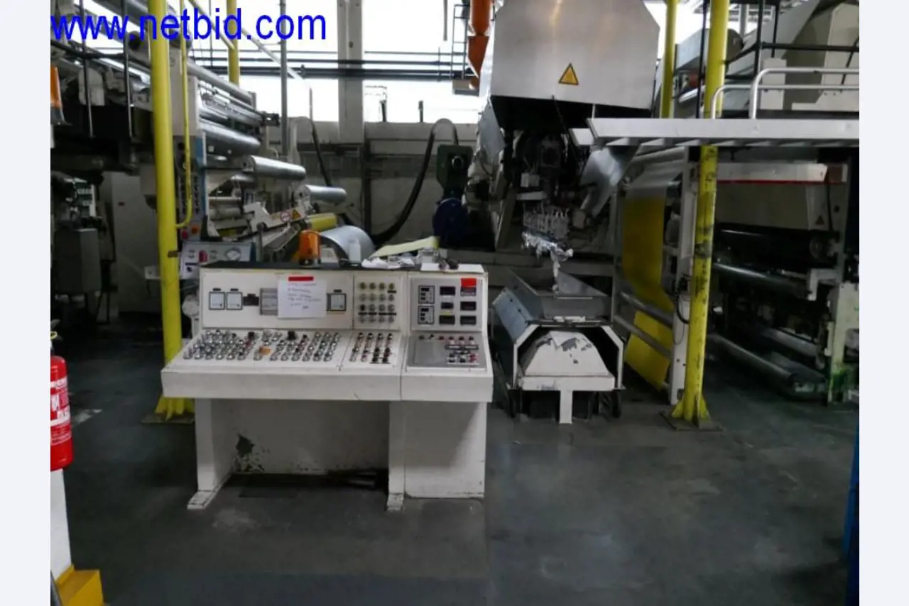 Tecnologia de extrusão, tecnologia de armazenamento, engenharia mecânica, equipamento de oficina, tornos e fresadoras-12