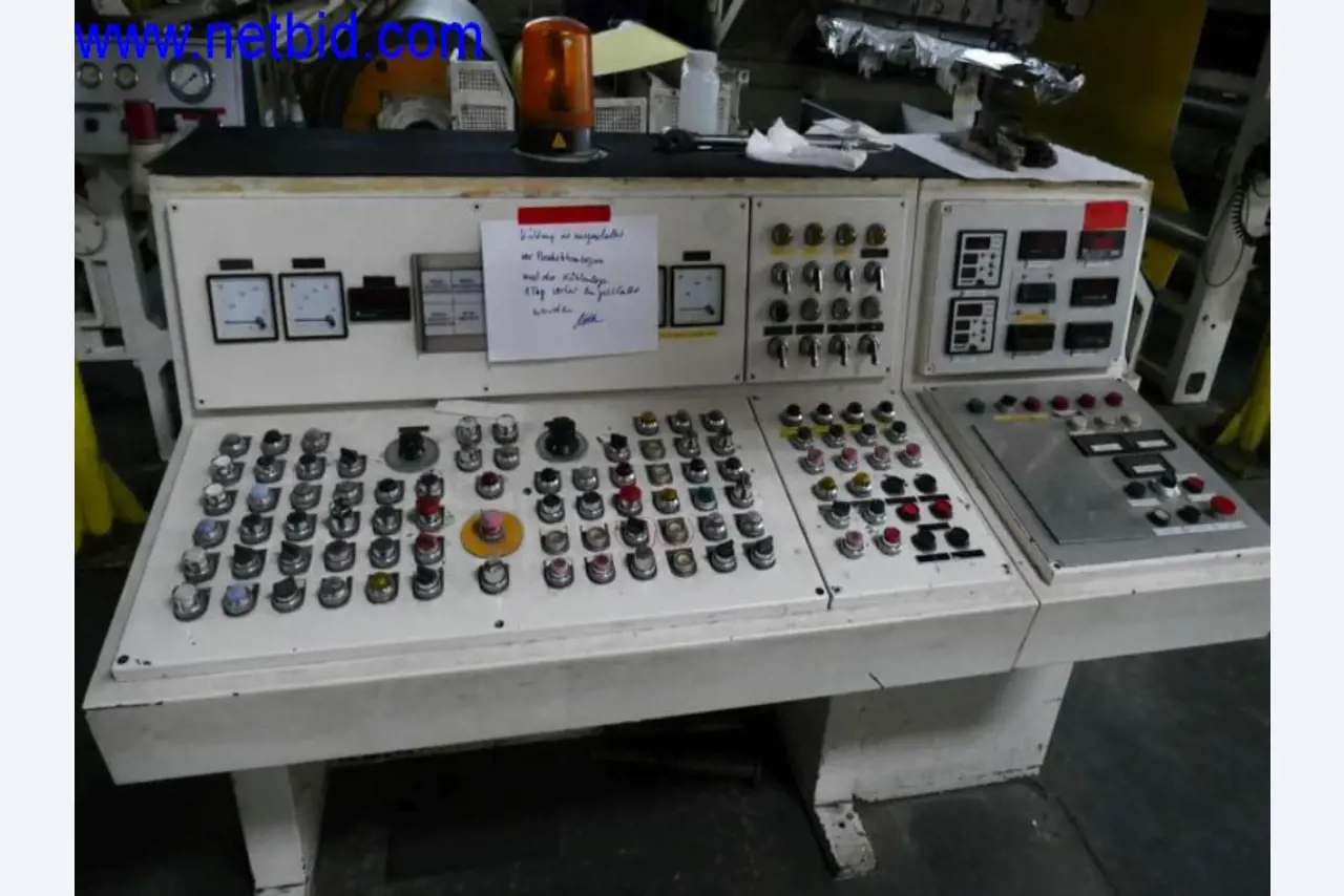 Tecnologia de extrusão, tecnologia de armazenamento, engenharia mecânica, equipamento de oficina, tornos e fresadoras-16