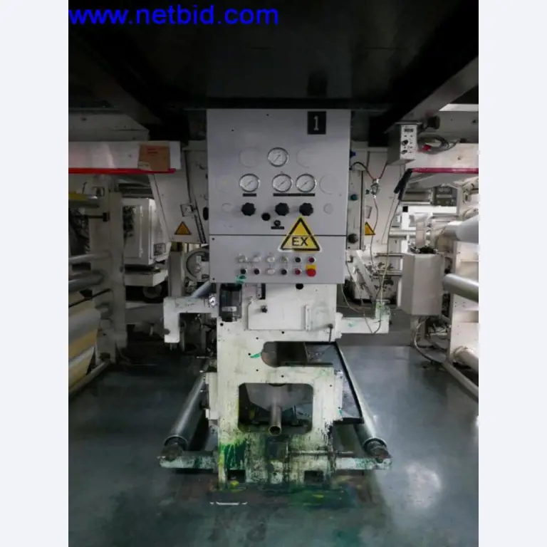 Tecnologia de extrusão, tecnologia de armazenamento, engenharia mecânica, equipamento de oficina, tornos e fresadoras-3