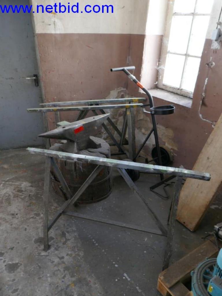 Vytlačovací technika, skladovací technika, strojírenství, vybavení dílen, soustruhy a frézky-4