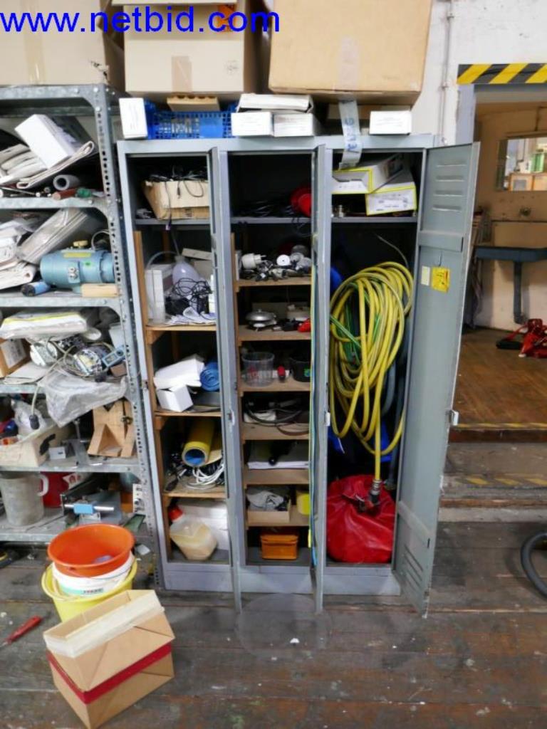 Vytlačovací technika, skladovací technika, strojírenství, vybavení dílen, soustruhy a frézky-3