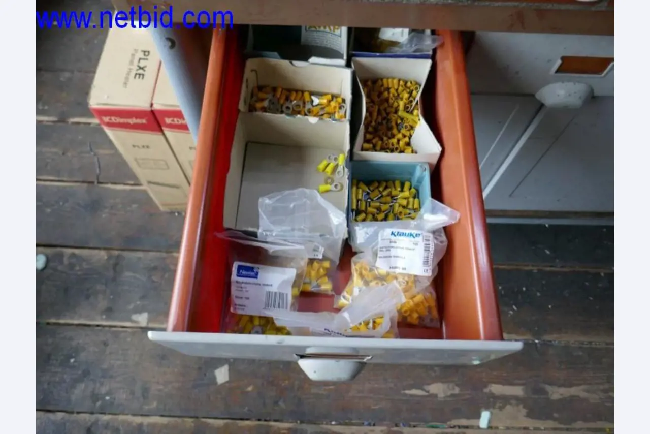 Extrusietechnologie, opslagtechnologie, machinebouw, werkplaatsuitrusting, draaibanken en freesmachines-8