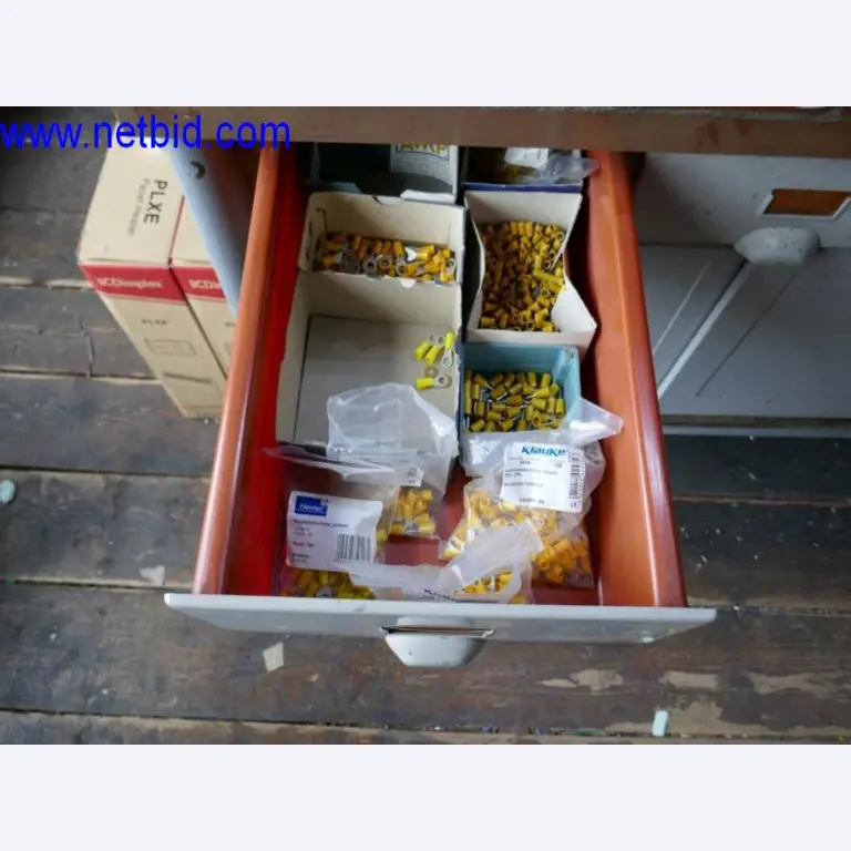 Extrusietechnologie, opslagtechnologie, machinebouw, werkplaatsuitrusting, draaibanken en freesmachines-8