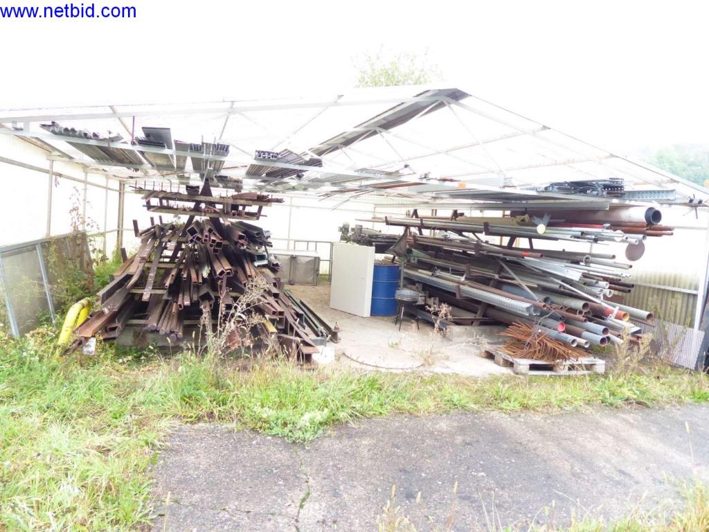 Vytlačovací technika, skladovací technika, strojírenství, vybavení dílen, soustruhy a frézky-1