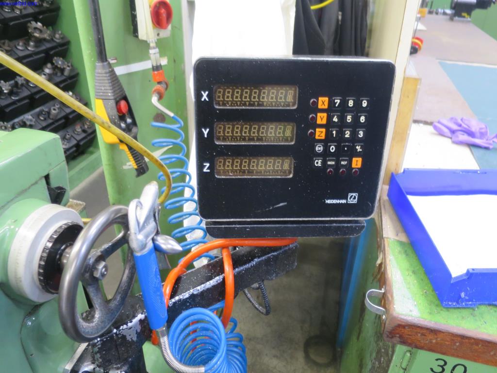 Hochpräzise Fräsmaschinen mit großer Kapazität-2