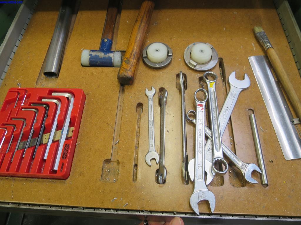 Hochpräzise Fräsmaschinen mit großer Kapazität-4