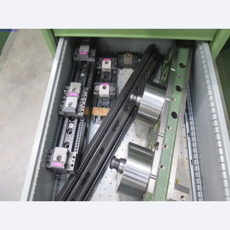 Vysoce přesné frézky s velkou kapacitou-2