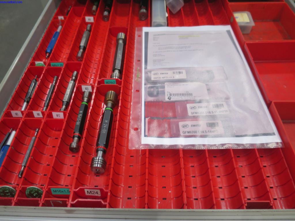 Visoko natančni rezkalni stroji z veliko zmogljivostjo-3