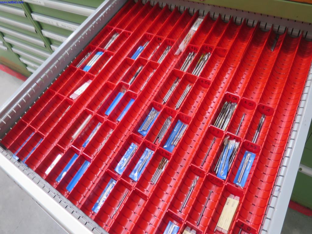 Hochpräzise Fräsmaschinen mit großer Kapazität-4