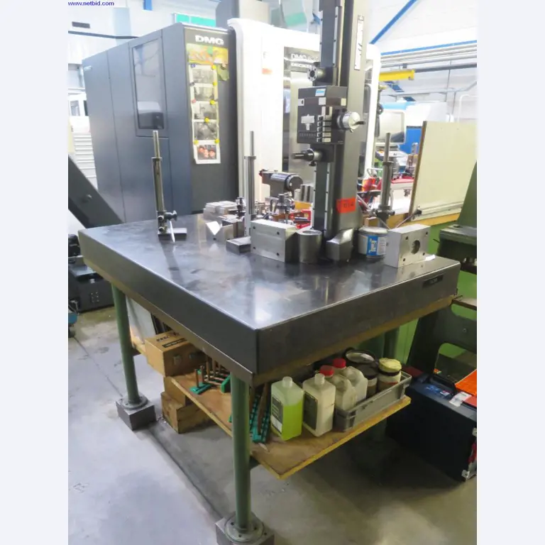 Hochpräzise Fräsmaschinen mit großer Kapazität-1