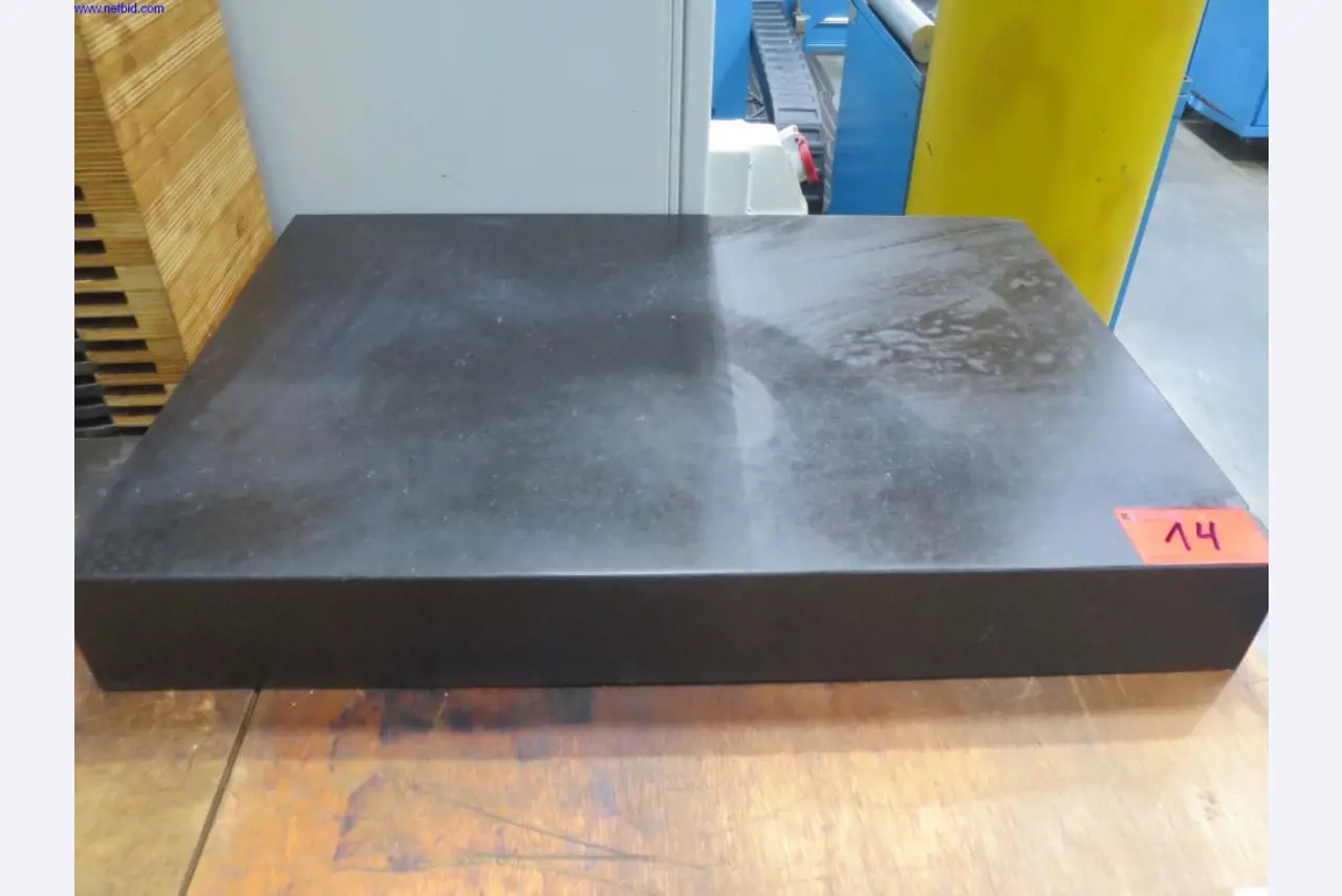 Hochpräzise Fräsmaschinen mit großer Kapazität-3