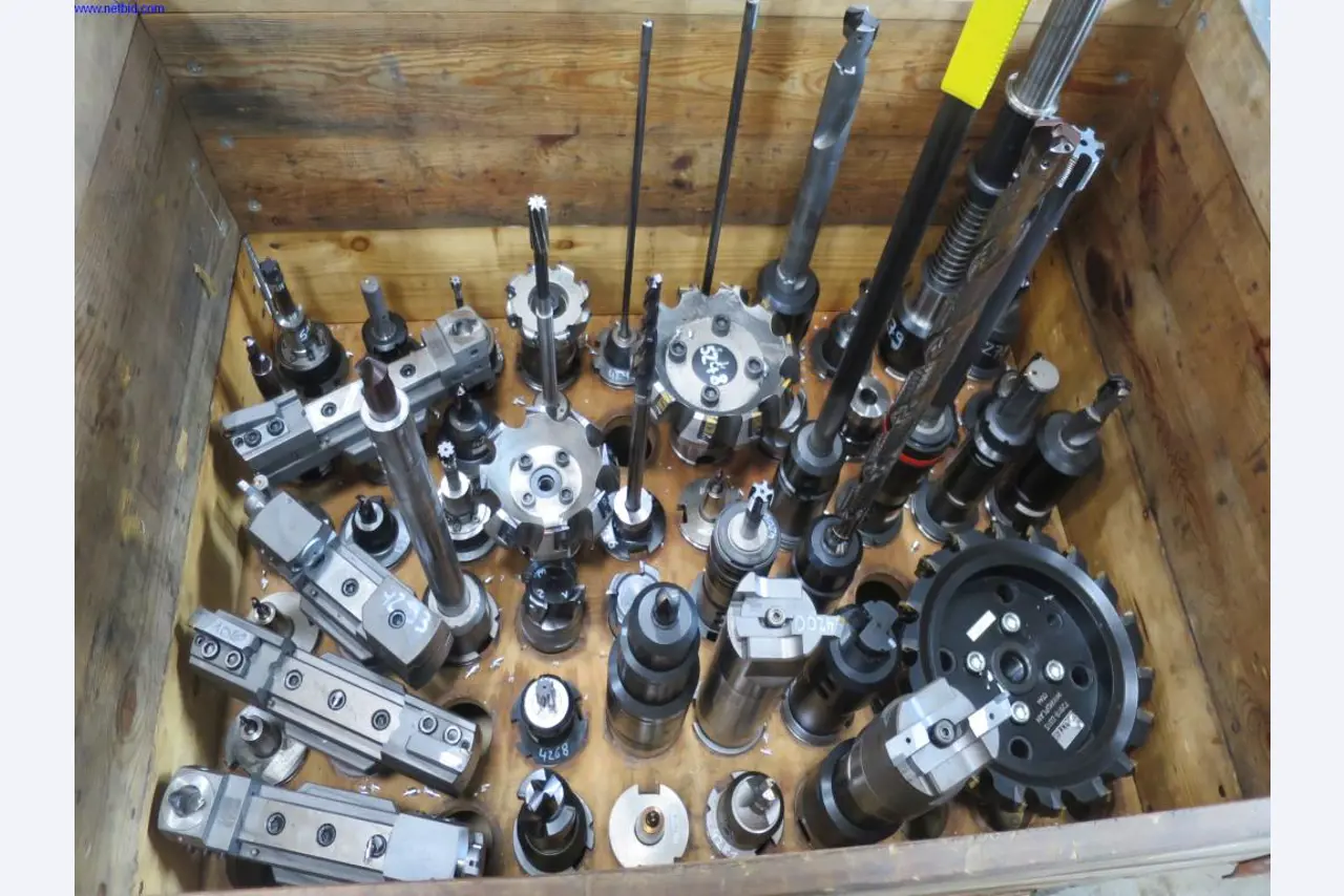 Hochpräzise Fräsmaschinen mit großer Kapazität-2