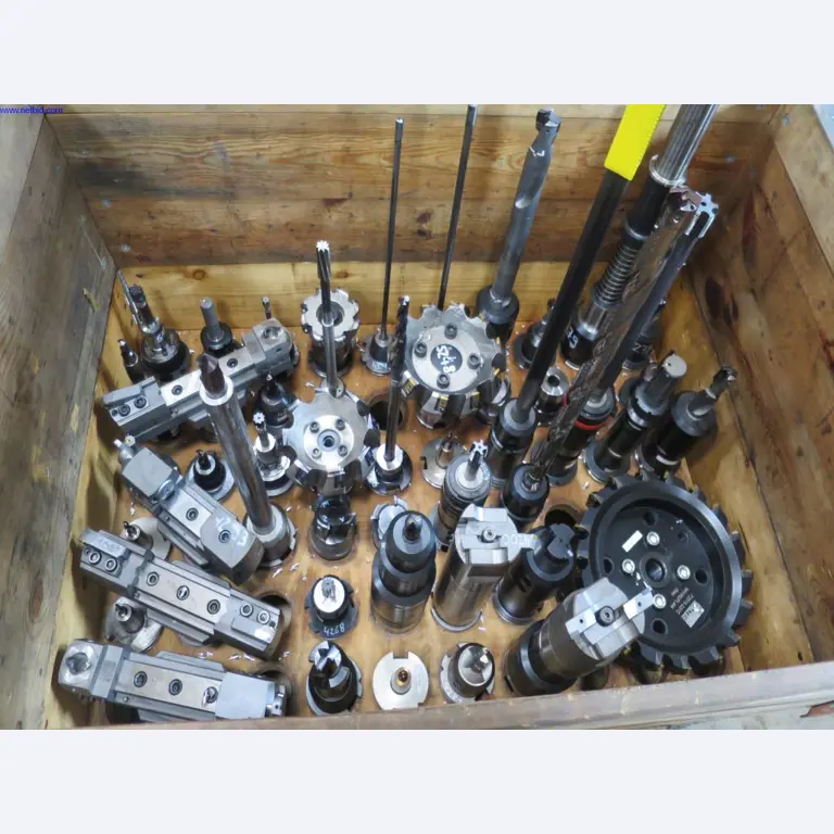 Hochpräzise Fräsmaschinen mit großer Kapazität-2