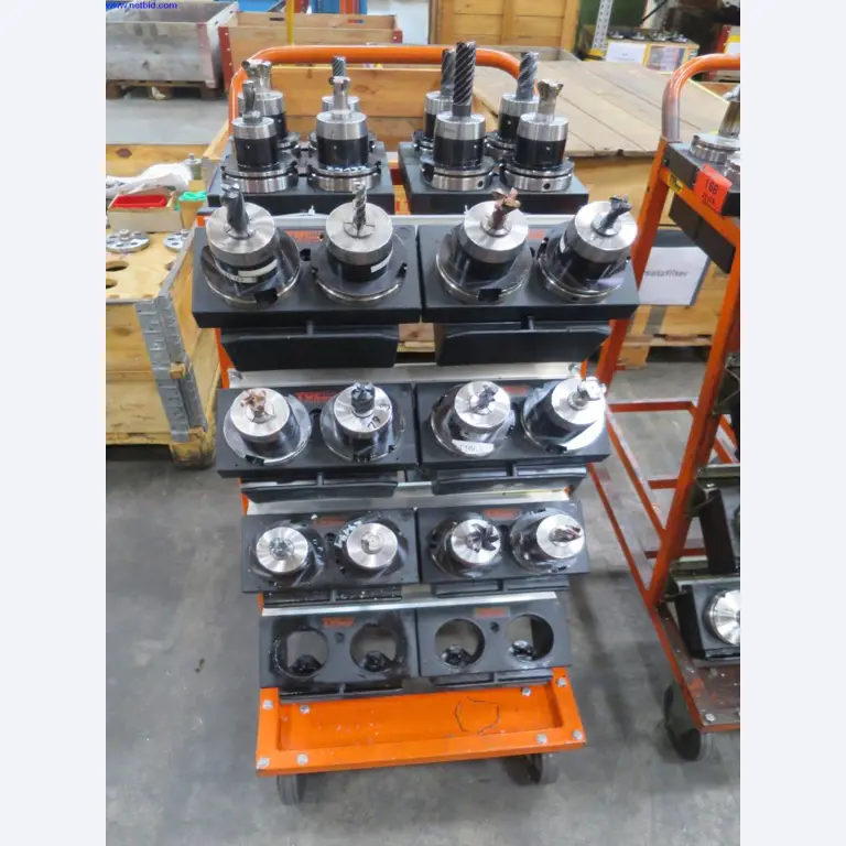 Hochpräzise Fräsmaschinen mit großer Kapazität-2