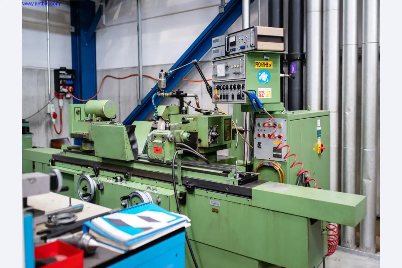 Hochpräzise Fräsmaschinen mit großer Kapazität-7